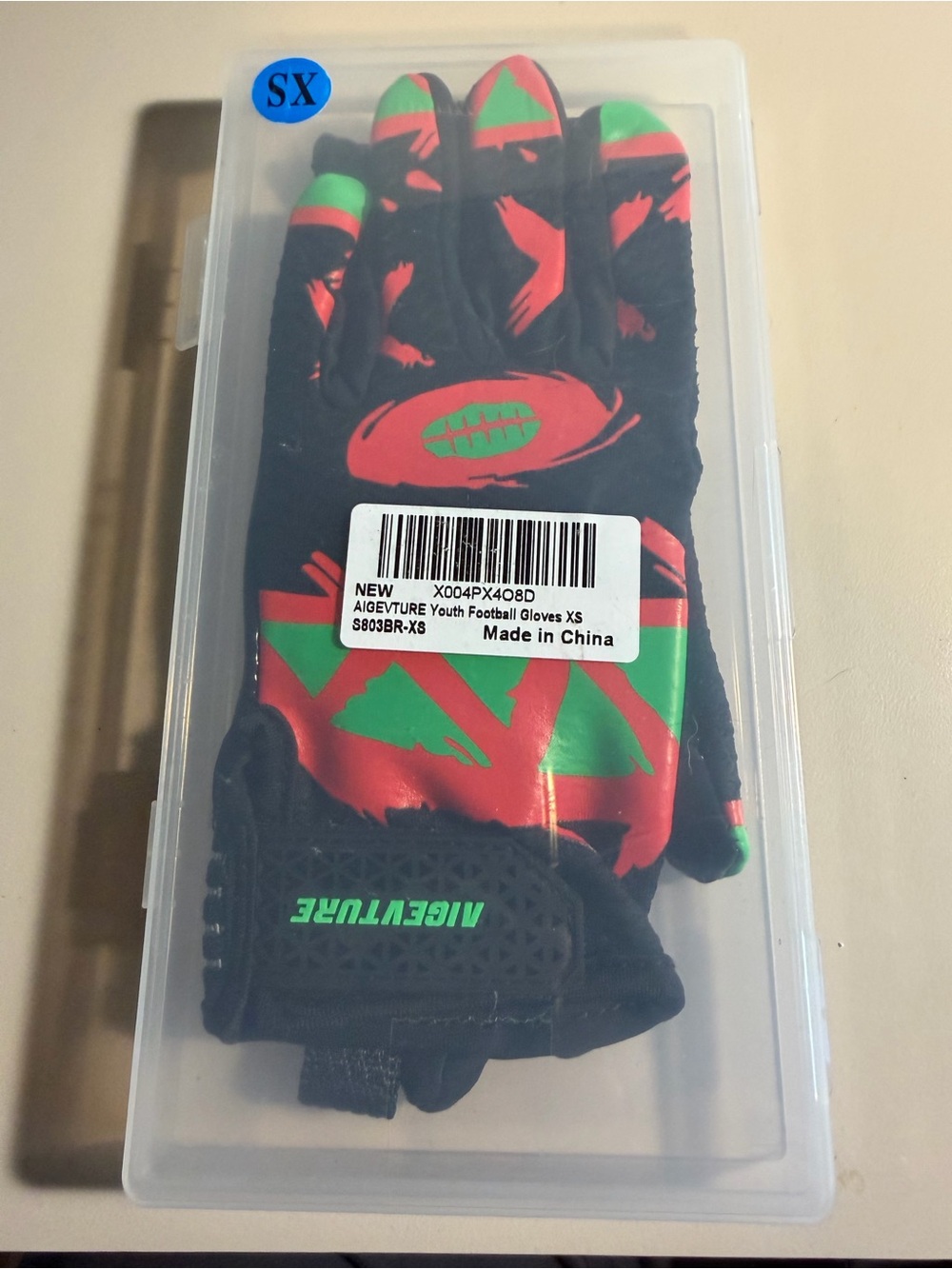 Aigevture Youth Football black Red Green Sticky Palm Gloves XS